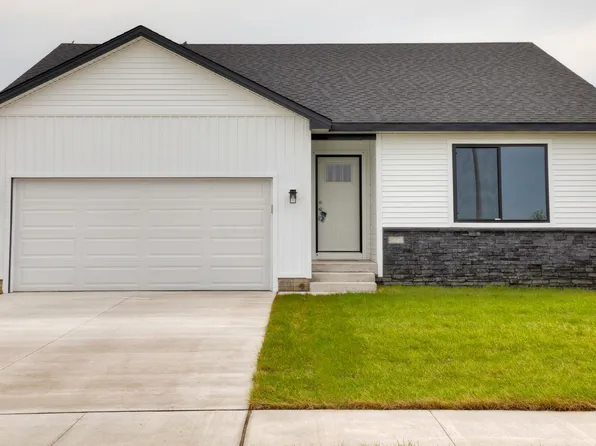 1927 20th Ave SE, Altoona, IA 50009