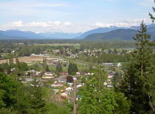 660 Bendtsen Heights Dr, Burlington, WA 98233
