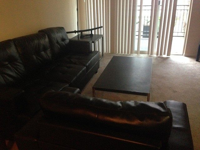 2nd image of 3770 S Figuereoa St