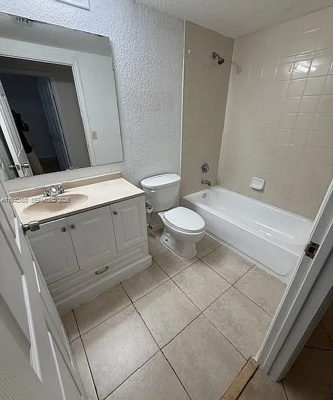 1608 Belmont Ln #1608 — Photo 15