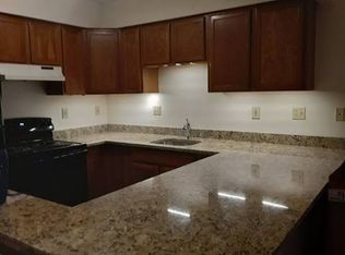3377 N Oakland Ave, Milwaukee, WI 53211
