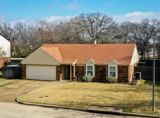 3634 Fairview Dr, Corinth, TX 76210