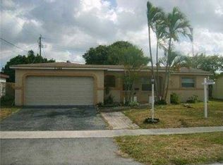 3144 NW 39th Pl, Lauderdale Lakes, FL 33309