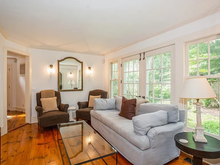 24 Egypt Ln — Photo 7
