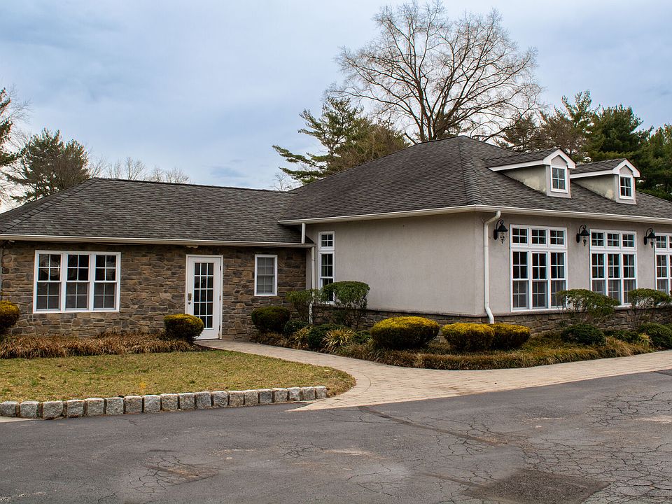 The Courtyards 200 Delanco Rd Edgewater Park NJ Zillow