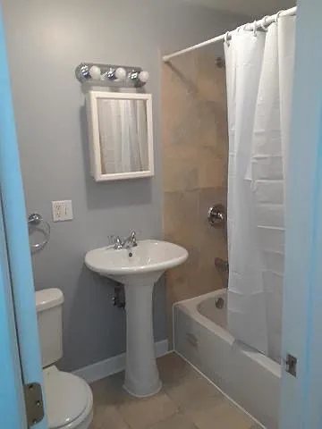 1 bed, 800 sqft, $1,400 — Photo 2