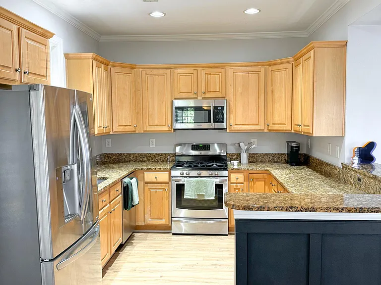 14144 Wild Elm Rd — Photo 12