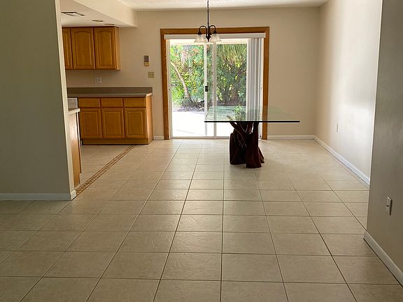 5th image of 5015 Palmetto Dr