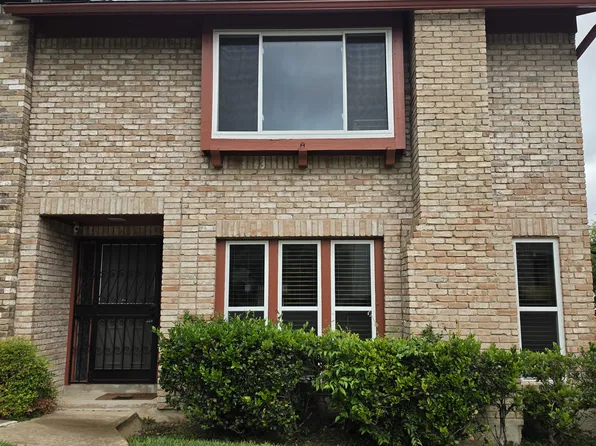 2011 Sandberg Dr Unit 160, Austin, TX 78752