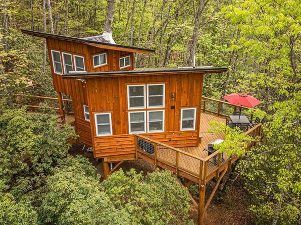 392 Bachman Ave, Bryson City, NC 28713