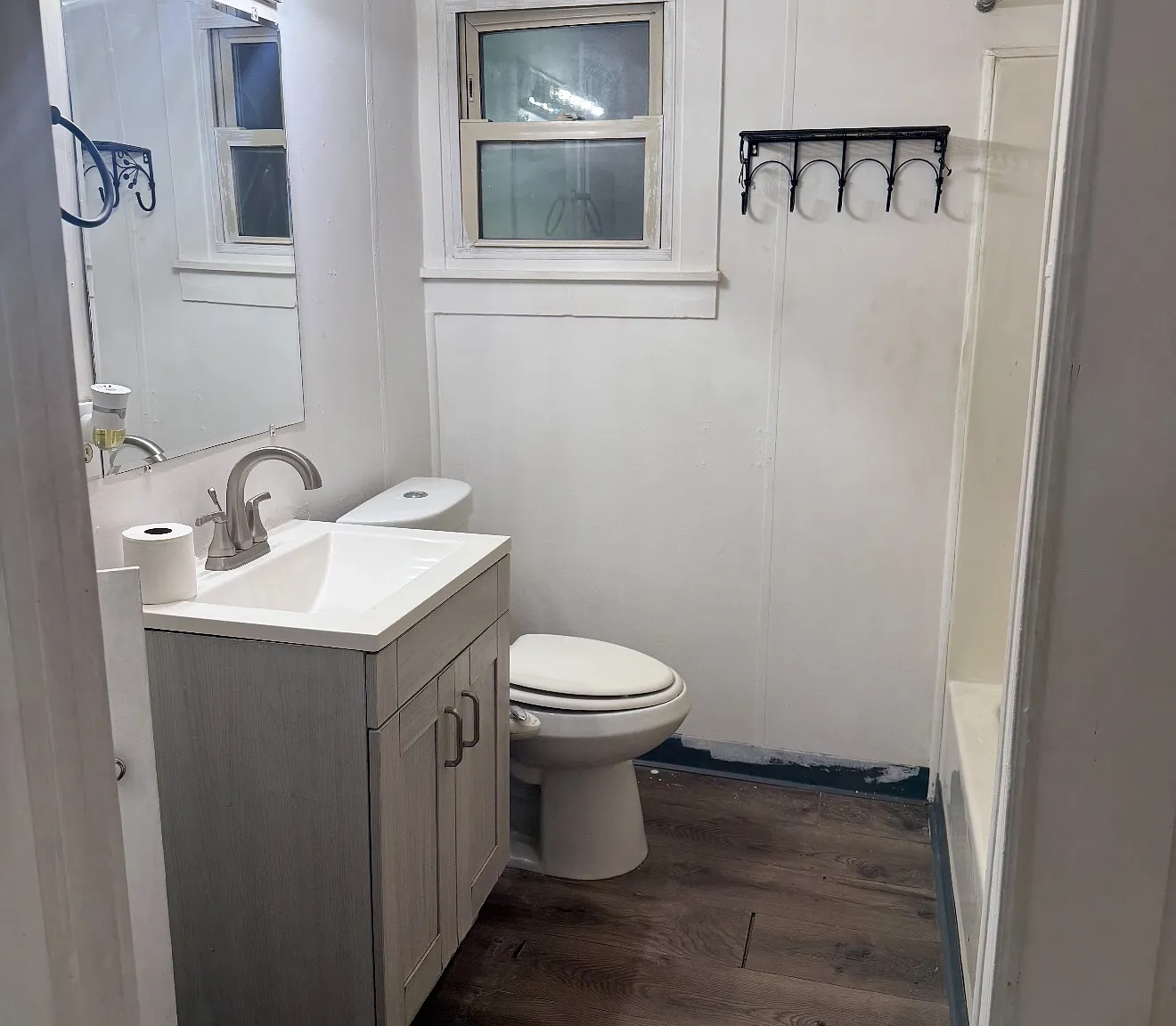 2 bed, $2,000 — Photo 4