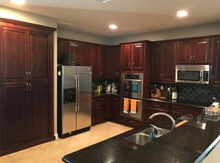 107 Ashford Ave, Jupiter, FL 33458