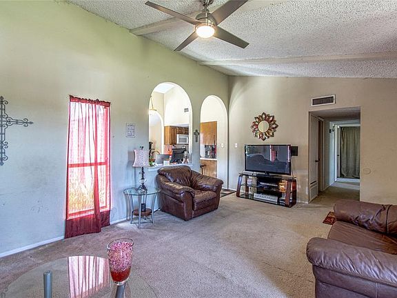 5th image of 1712 Golden Grove Dr