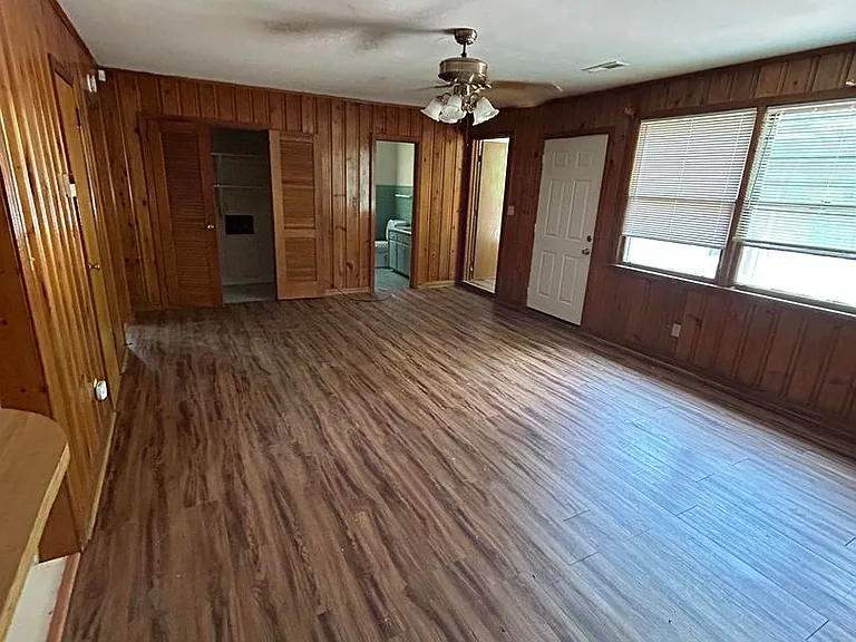 3616 Gaston Ave — Photo 13