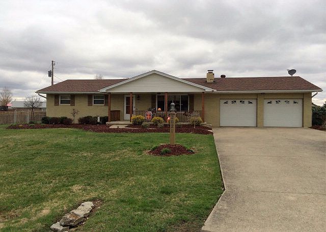 1st image of 2621 Brookhaven Dr