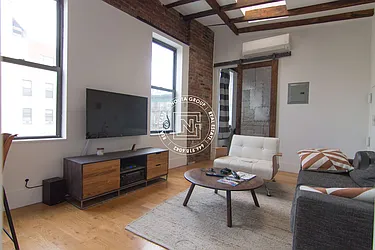Rented by Nolita Group