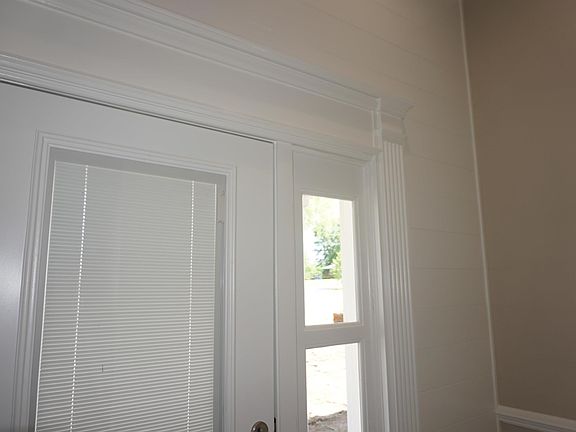 2nd image of 601 Country Club Rd
