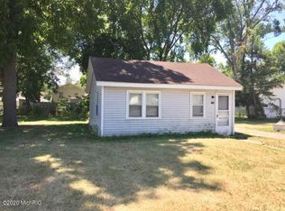 40 Janet St SE, Wyoming, MI 49548