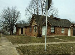 1001 E Powell Ave, Fort Worth, TX 76104