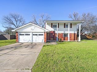 2501 SE 10th St, Mineral Wells, TX 76067