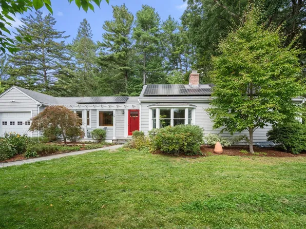 6 Hayward Rd, Wayland, MA 01778