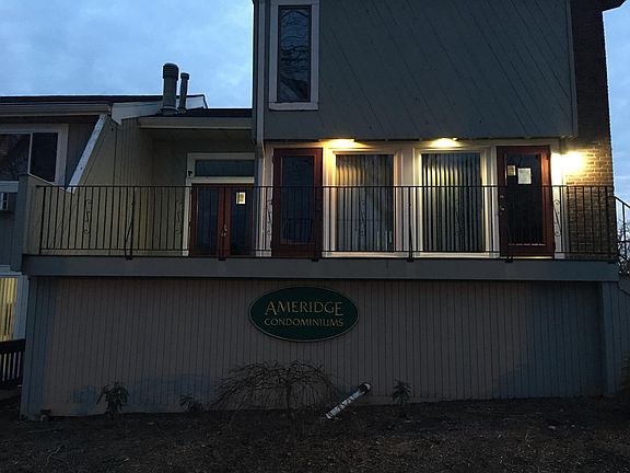 5th image of 97 Marconi Ave Unit 97