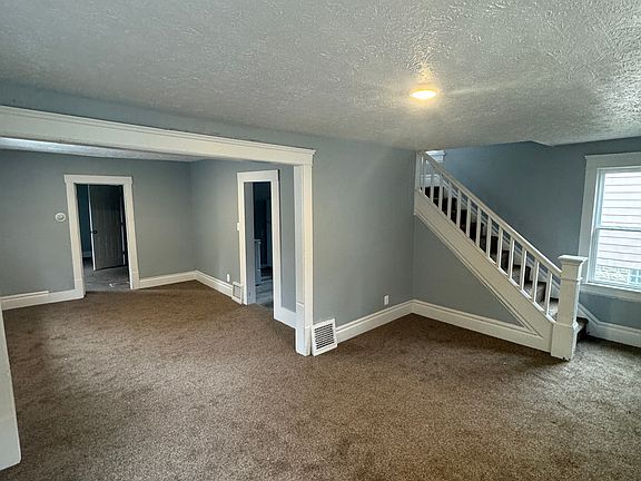 4th image of 1394 Marcy St