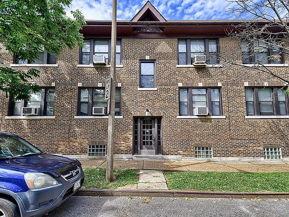 2nd image of 3705-11 Hereford St #3709-2S
