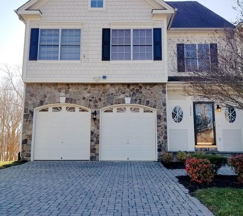 1st image of 16848 Panorama Dr