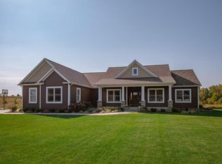 110 Hummingbird Ln, Niles, MI 49120