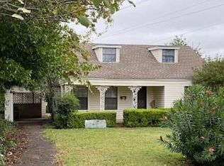 2116 Rosebud Dr, Irving, TX 75060