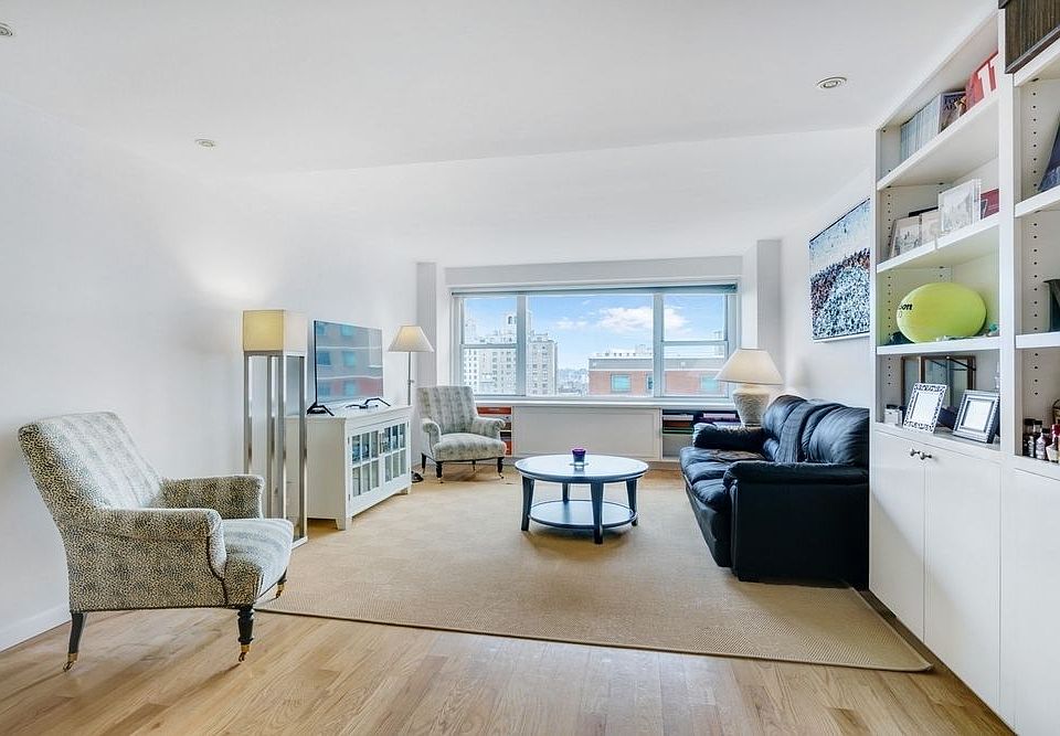 1st image of 115 E 9th St APT 12H
