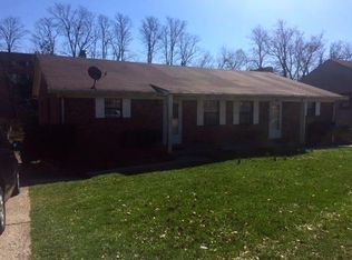 481 Whispering Hills Dr, Lexington, KY 40517