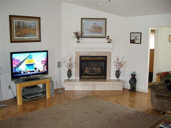 5th image of 42303 E Baker Dr