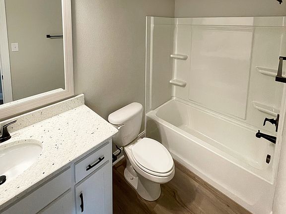 Ravenswood V A - Bathroom - DSLD Homes