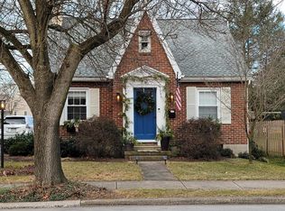 336 N Broad St, Lititz, PA 17543