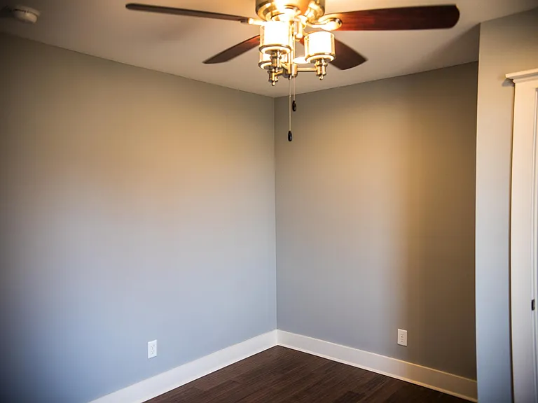 2532 N College Ave — Photo 10