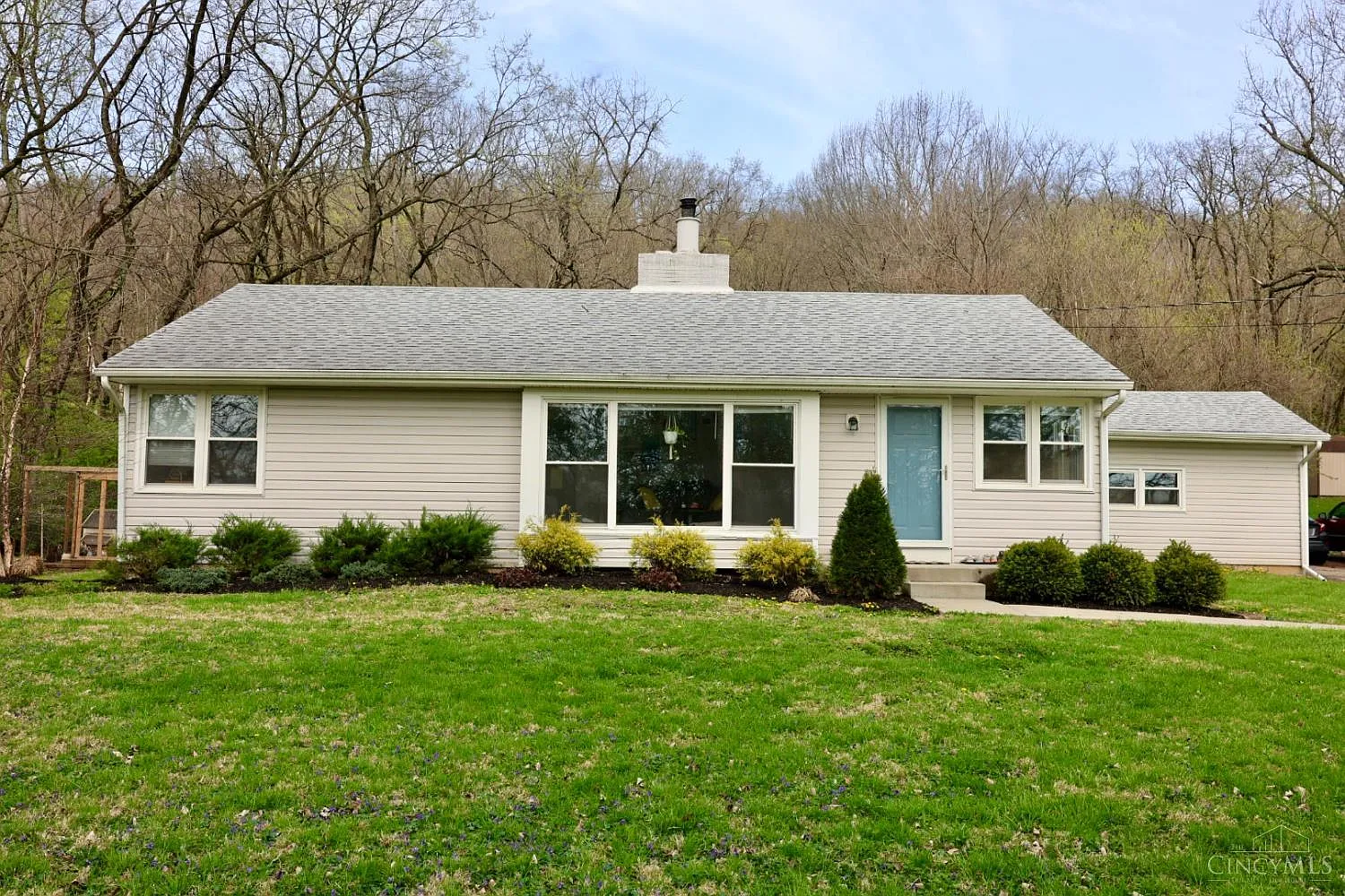 2241 Hamilton Cleves Rd photo 1