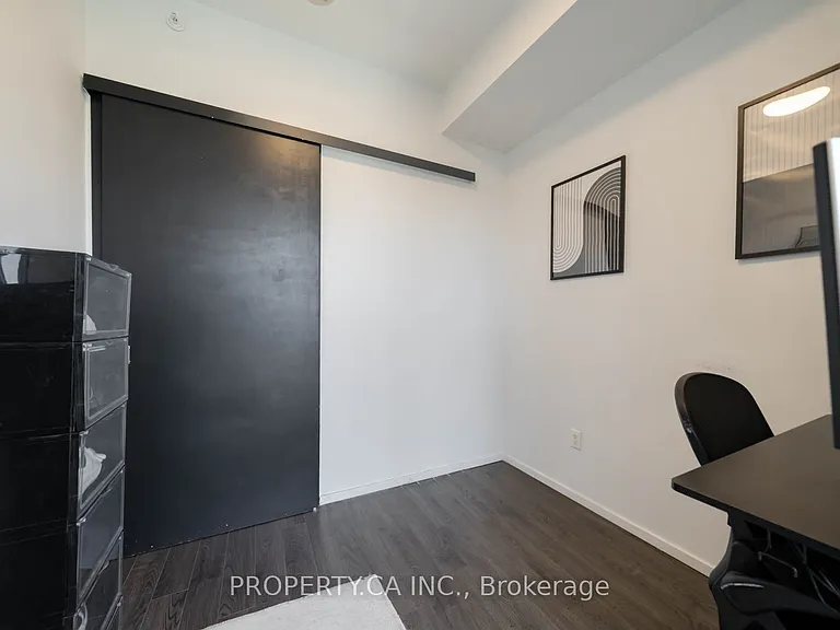 159 Dundas St E #1506 — Photo 26