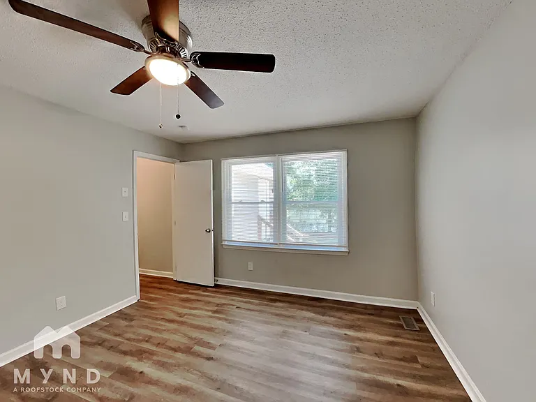 213 Cedar Ct — Photo 14
