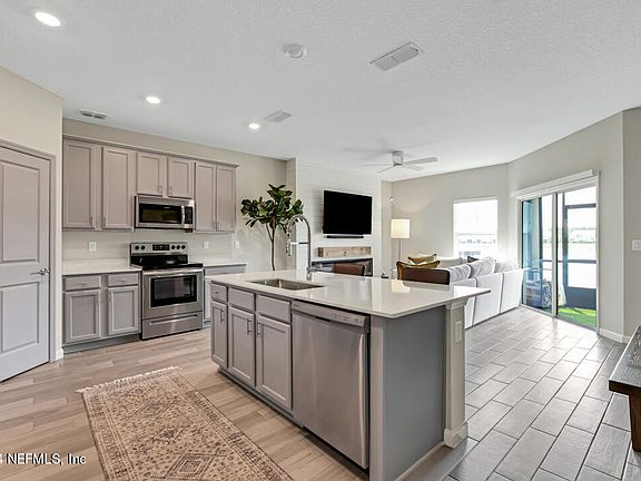 5th image of 12745 JOSSLYN Lane