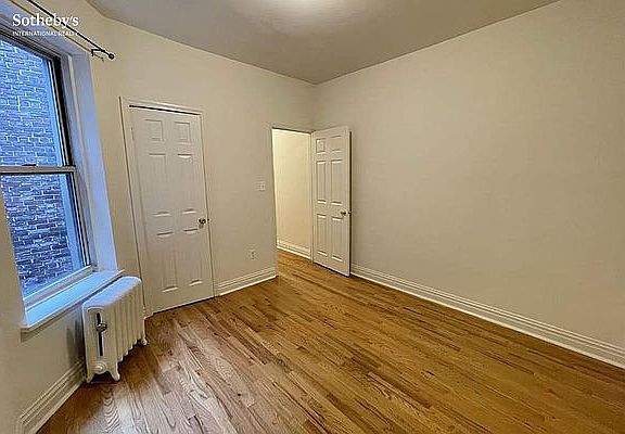 4th image of 230 W 82nd St #D-3