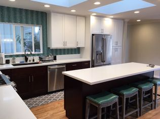 1933 Teresita Ln, Newport Beach, CA 92660