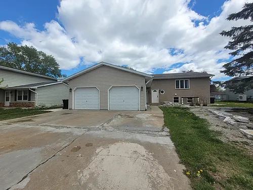 508 N Cambridge Dr Photo 1