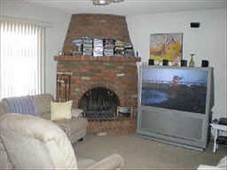 4th image of 5054 W Christy Dr