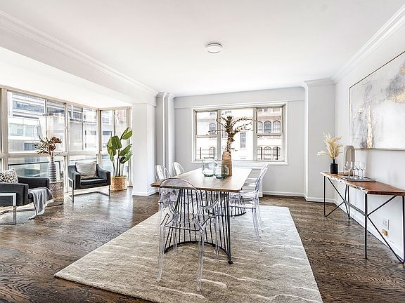 3rd image of 150 E 69th St APT 7C