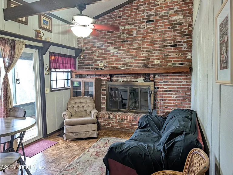 183 Sherman Drive Cir #B — Photo 4