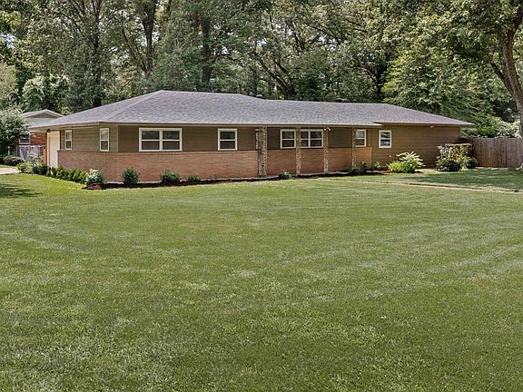 2nd image of 1327 David Dr