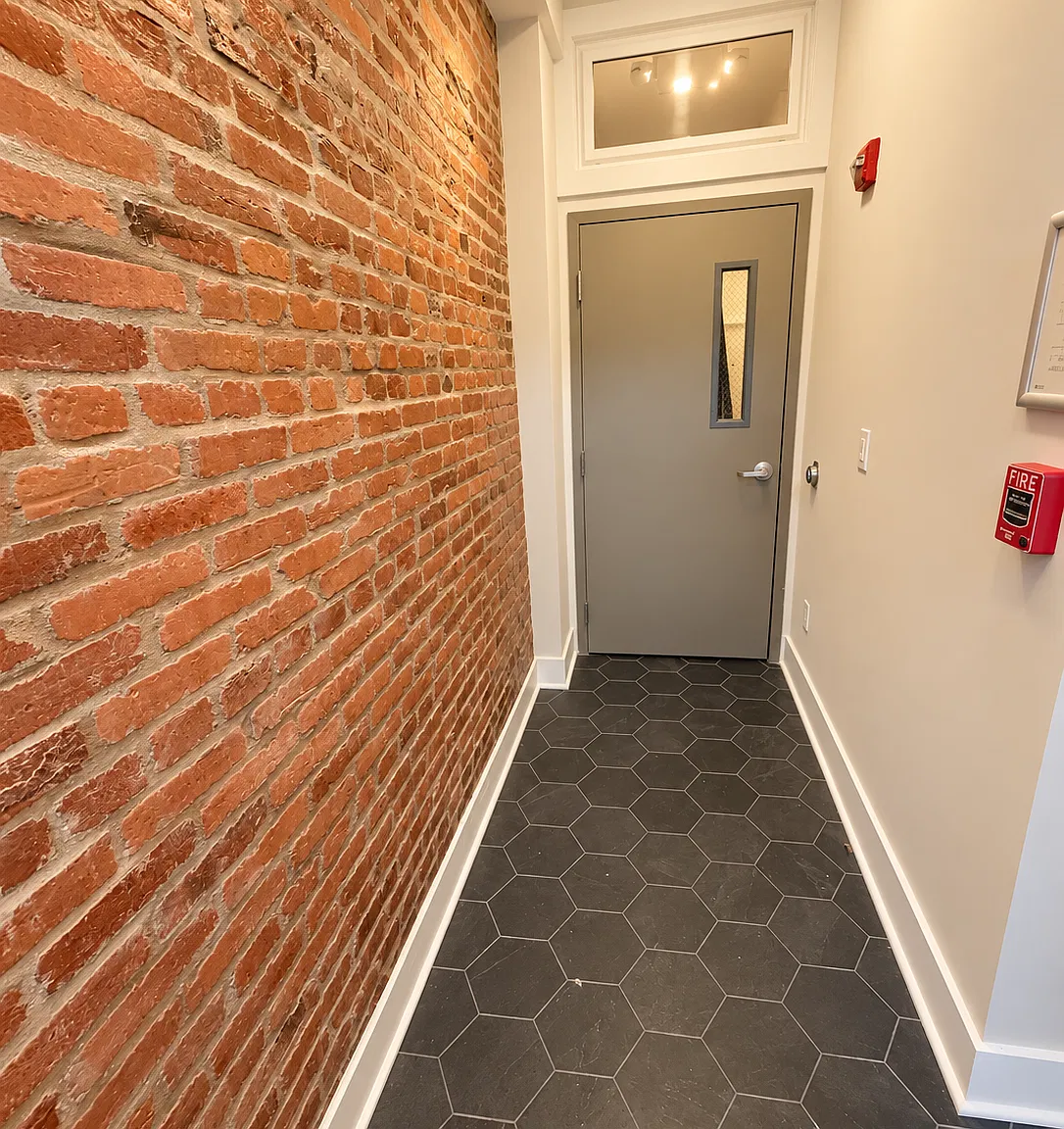 Studio, 333 sqft, $2,150 — Photo 3