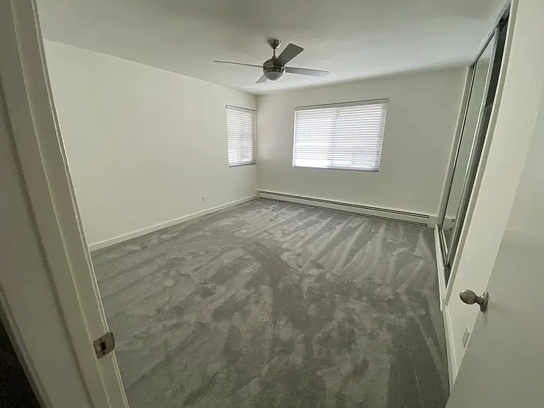 10655 Wilshire Blvd — Photo 13